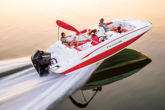 Tahoe 2150 Boat Rental at Big Cedar