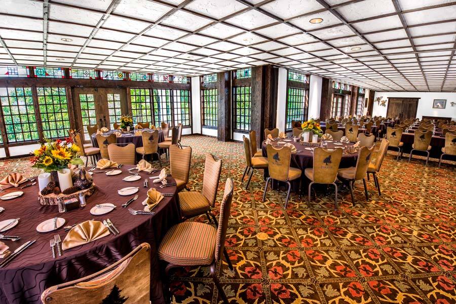 Cedar Creek Rooms & Patio Image