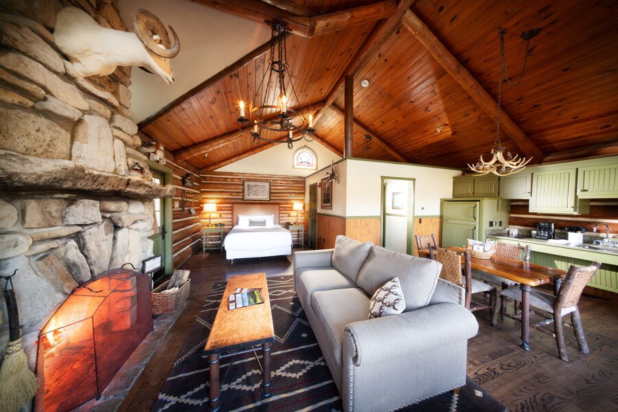 Private One-bedroom family Cabin accommodation at Big Cedar