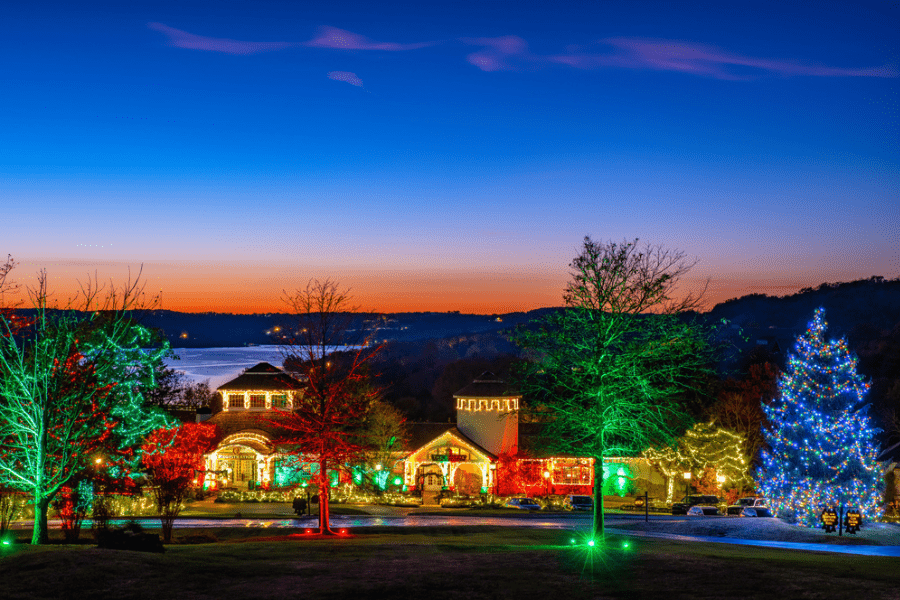 Christmas Light Scavenger Hunt