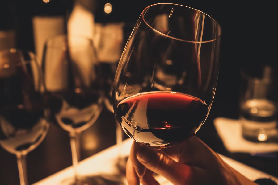 wine glass with red wine