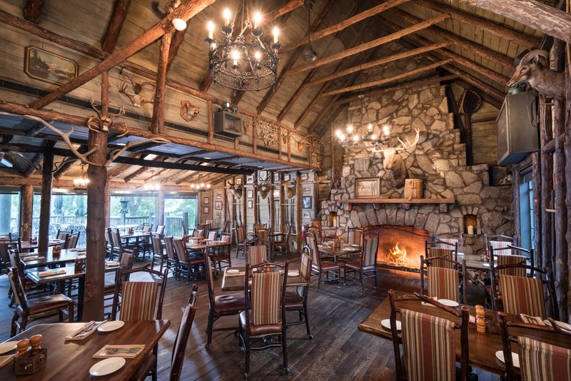 Web JPG-2017_BigCedar_Dining_DevilsPool_0001
