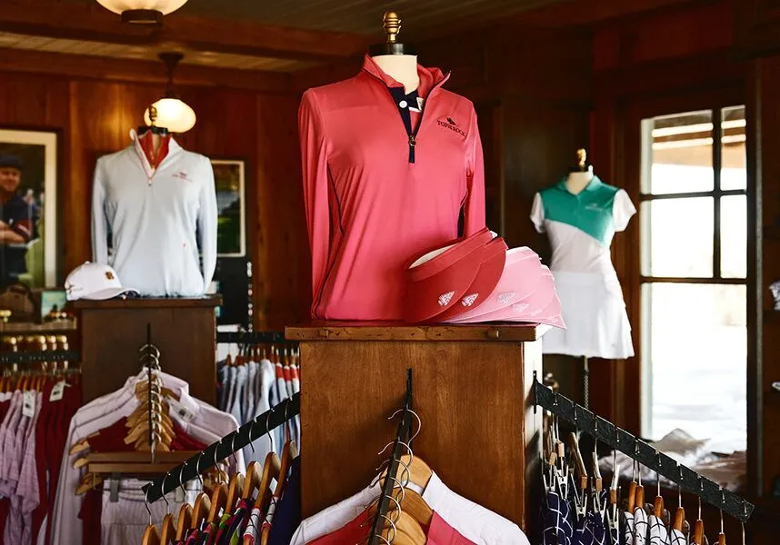 womens clothing at pro shop at top of the rock
