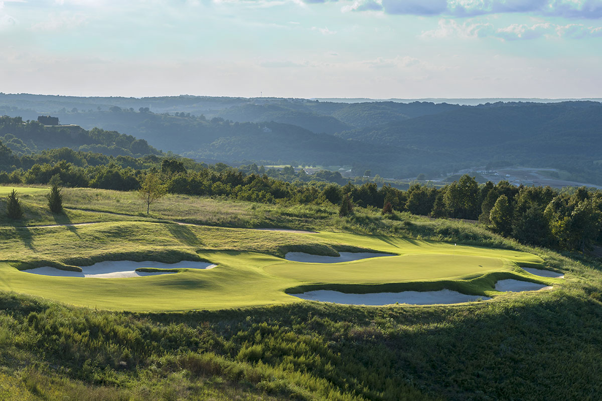 Ozarks National Golf Course - Hole 17 - Golf at Big Cedar Lodge