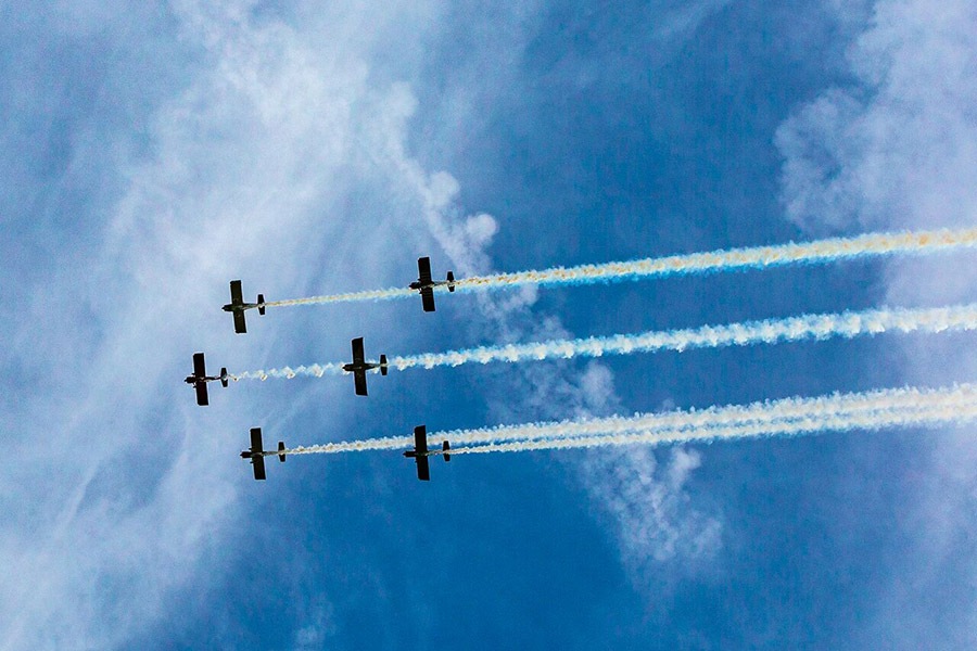 planes flying in sky above big cedar lodge