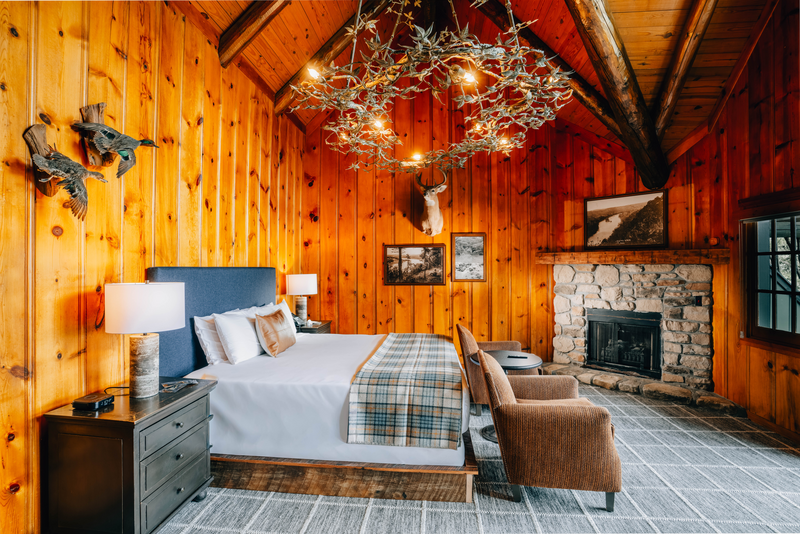 Premier King Suite at Spring View Lodge