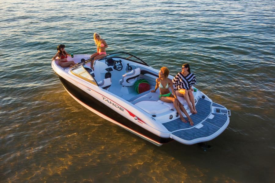 Tahoe 700 Boat Rental at Big Cedar Tahoe 700 Boat Rental at Big Cedar