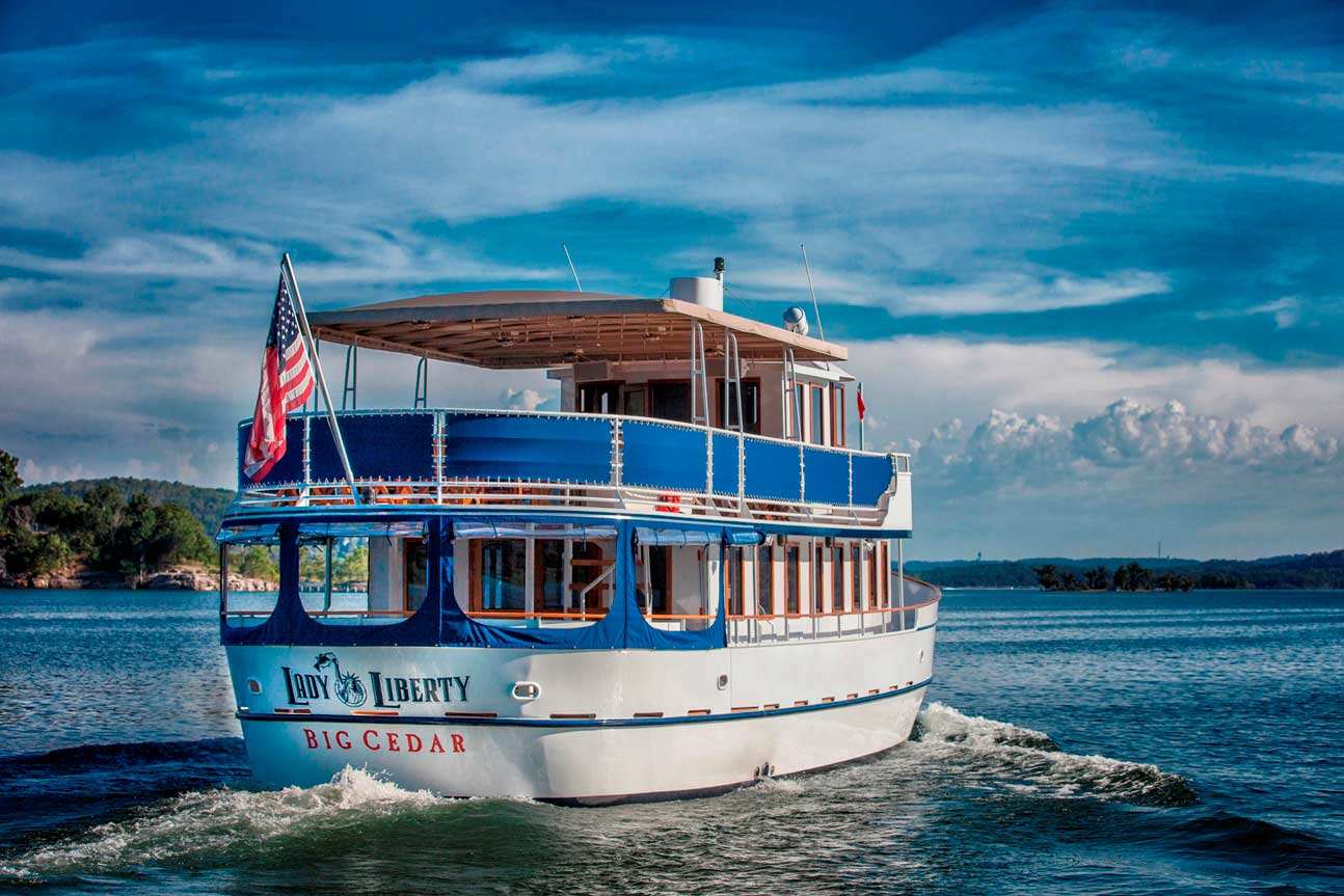 Lady Liberty boat on tablerock lake