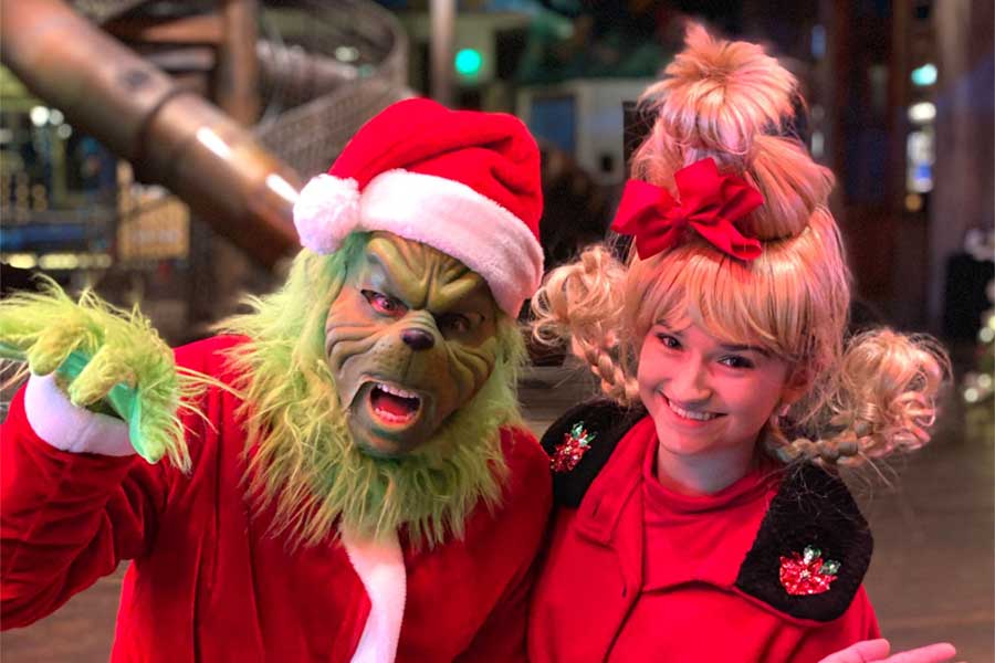 The Grinch and Cindy Lou Who at Fun Mountain