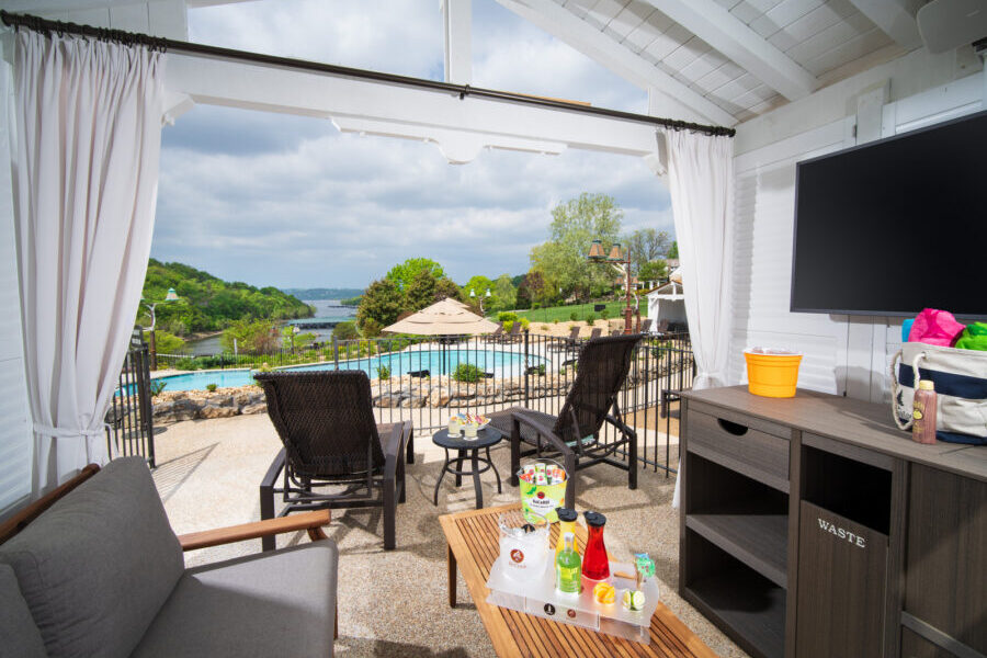 HiRes-JPG-2024_BigCedarLodge_ActivitiesAmenities_Pools_SwimminHole_AdultsOnly_Cabanas_2