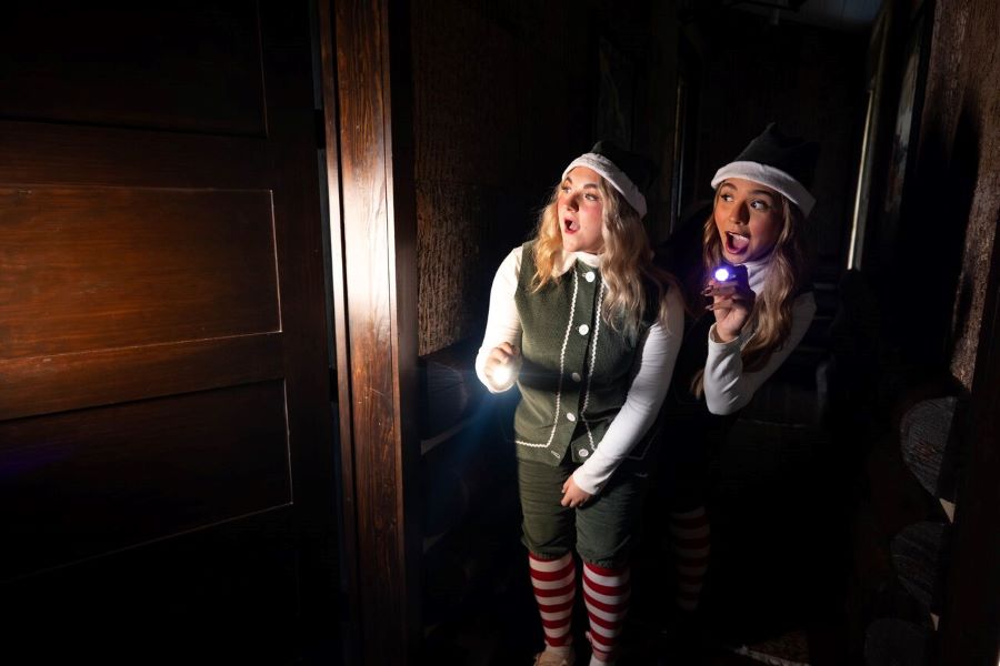 HD JPG-2025_BCL_Events_Holidays_Christmas_Characters_Elves ScavengerHunt-3