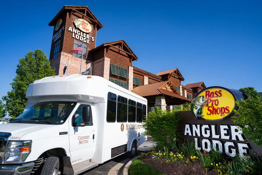 2024_AnglersLodge_AnglersLodgeHollister_Shuttle_2_WEB copy