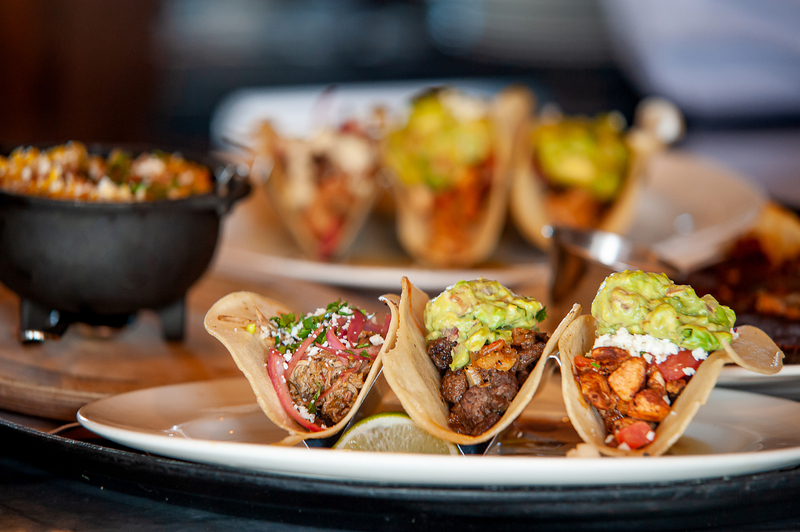 Web JPG-2023_TopOfTheRock_Dining_ArniesBarn_4