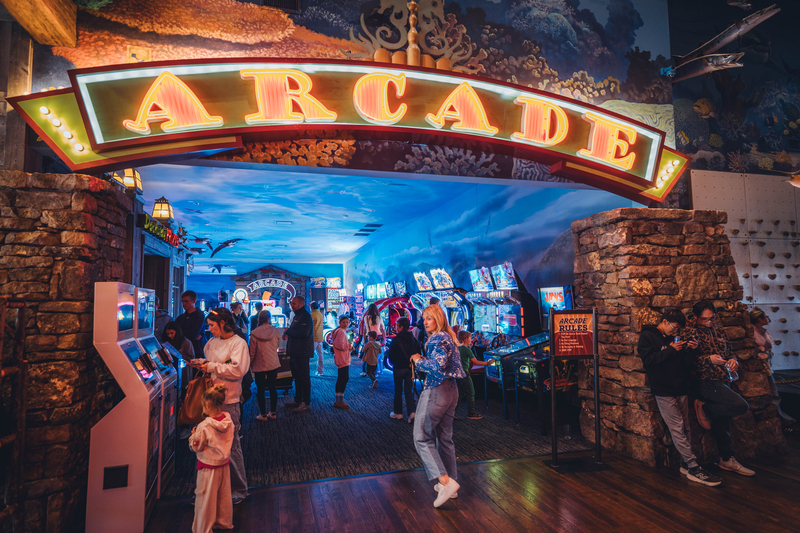 Entrance to the fun mountain arcade