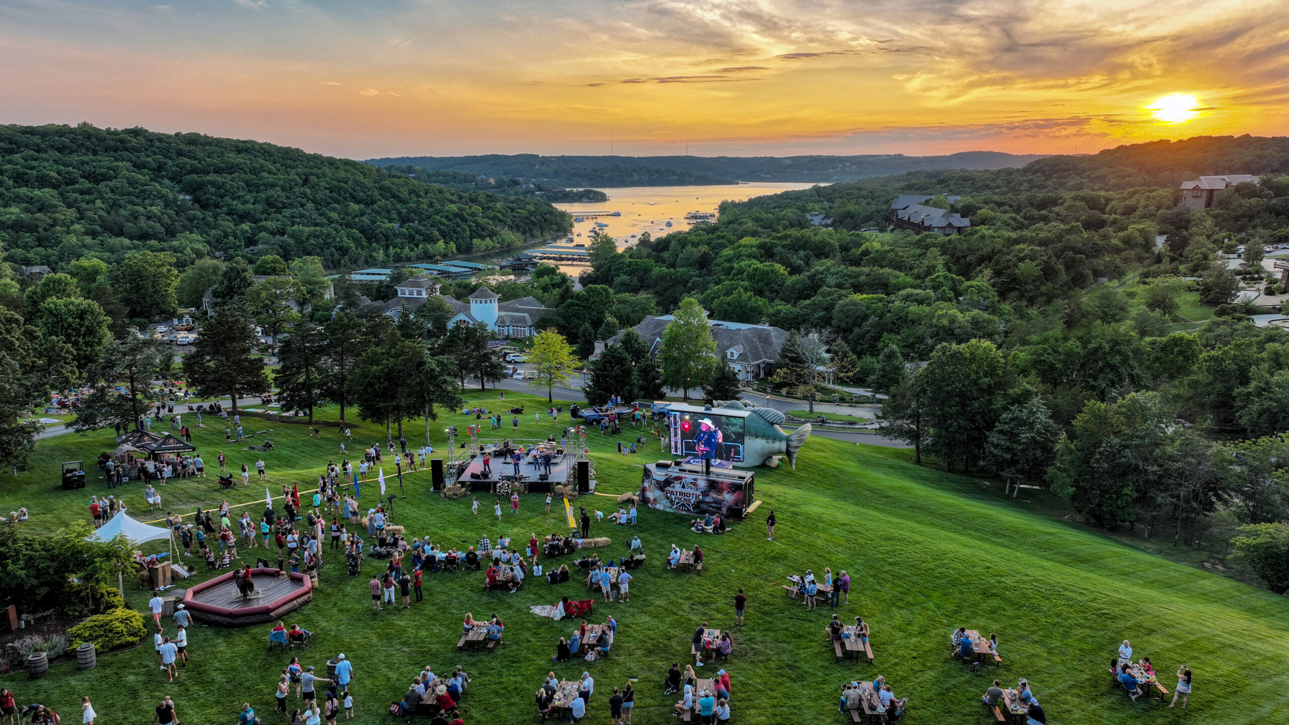 Fathers day picnic on the Grandview conference center lawn