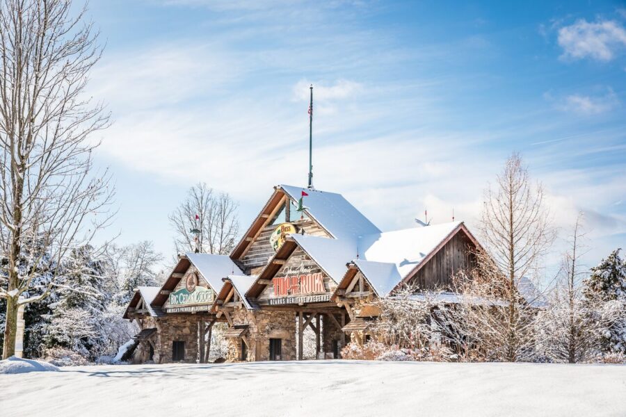 Welcome To Big Cedar Lodge Entrance