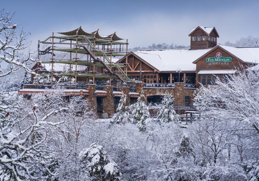 BCL_FunMountain_SnowExterior-901x600-53107e2