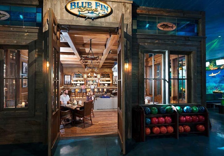 Blue-Fin-Lounge Blue-Fin-Lounge