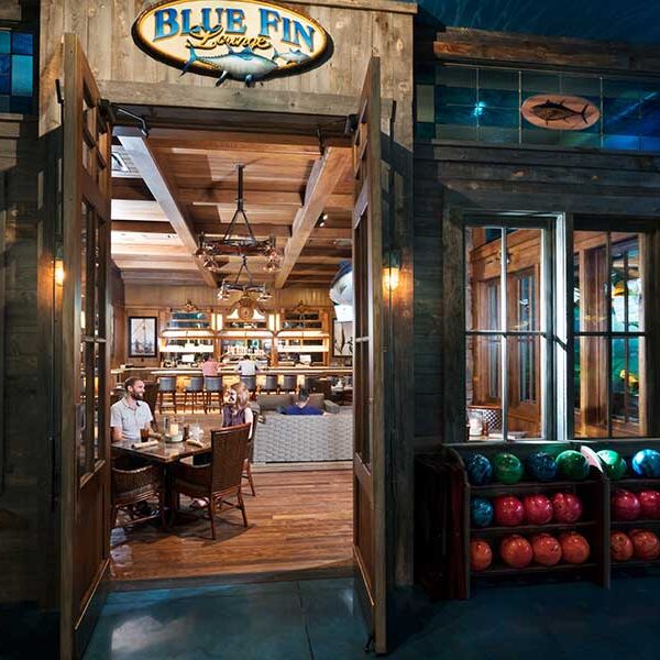 Blue-Fin-Lounge