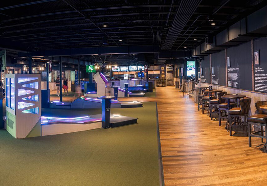 Full HD JPG-2025_BigCedarLodge_FunMtn_Activities_Lucky Putt-Panoramas-8 (1)_900x600