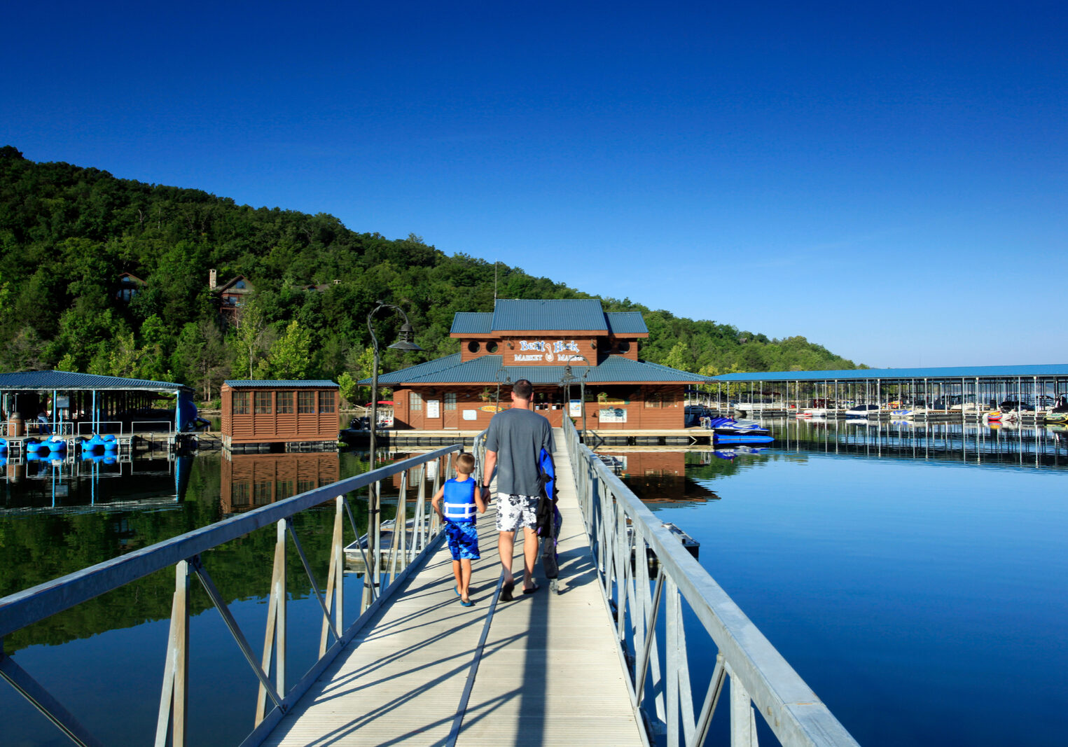 Bent Hook Marina at Big Cedar Lodge