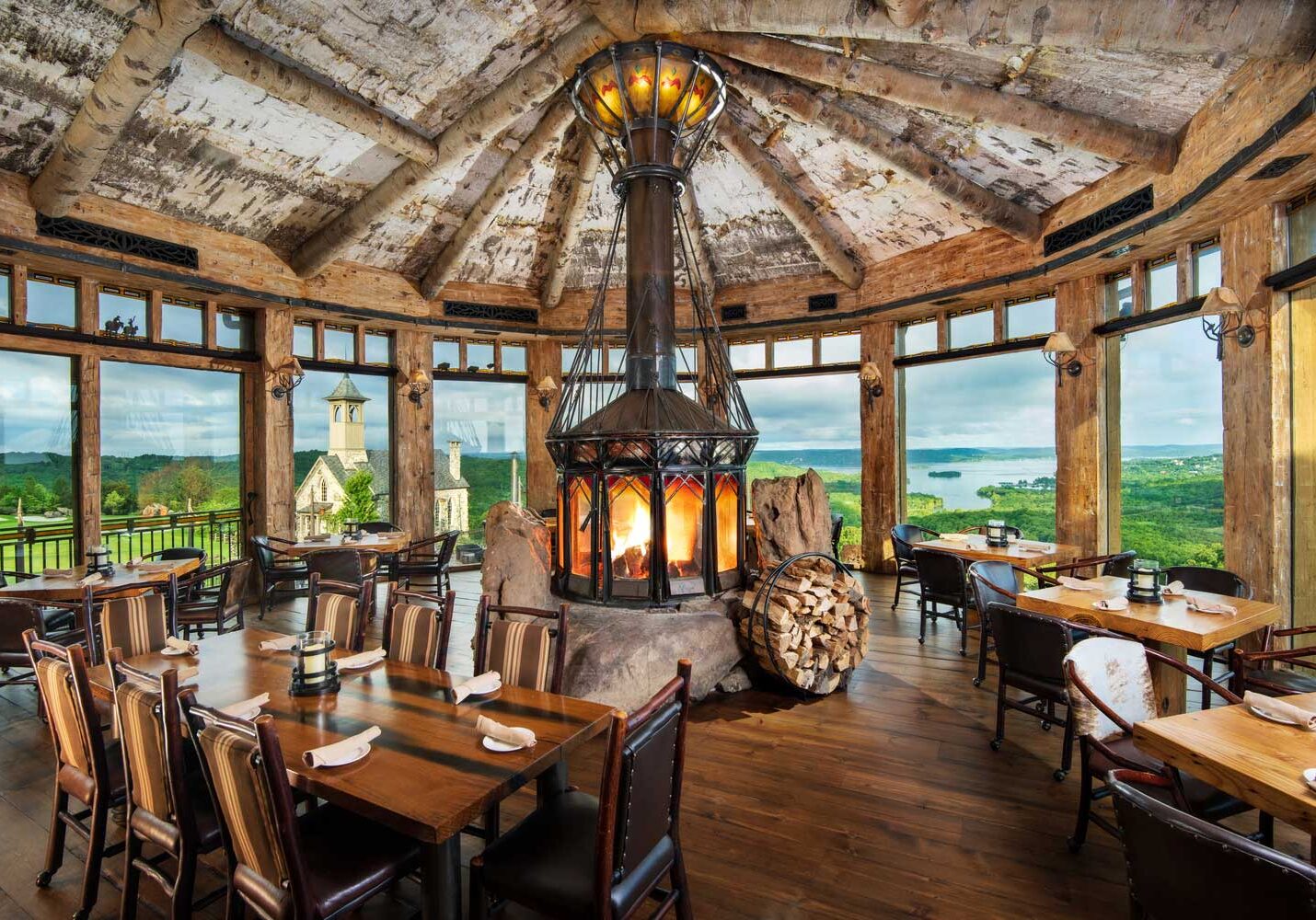 Osage Restaurant rotunda room at Top of the Rock at Big Cedar