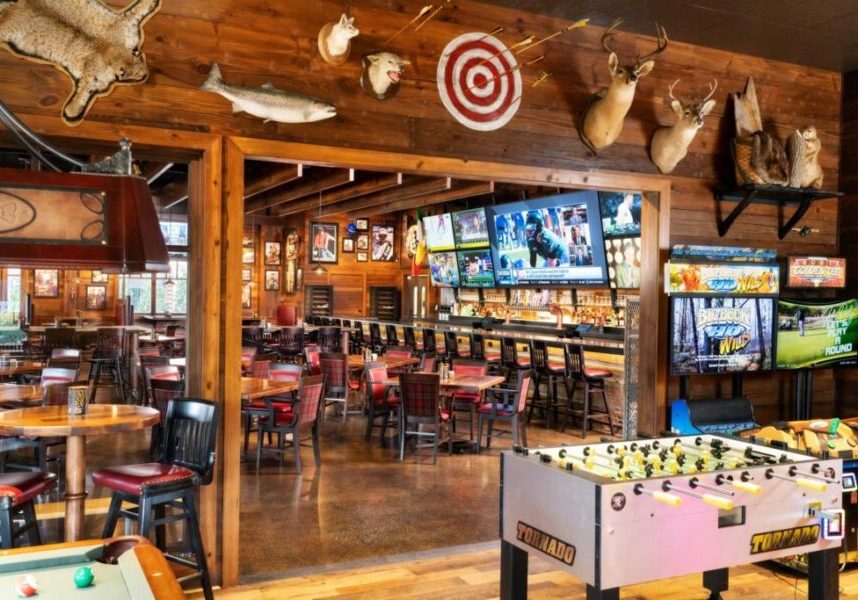 TallTales_GameRoom-Restaurant-Interior-1024x683